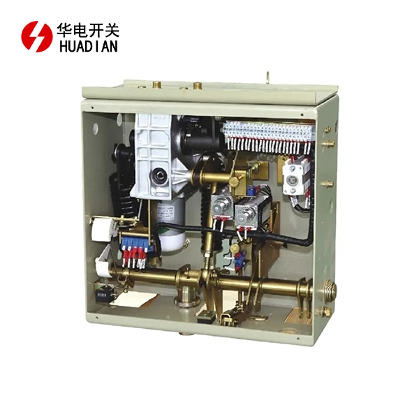 How does the circuit breaker operating mechanism work?